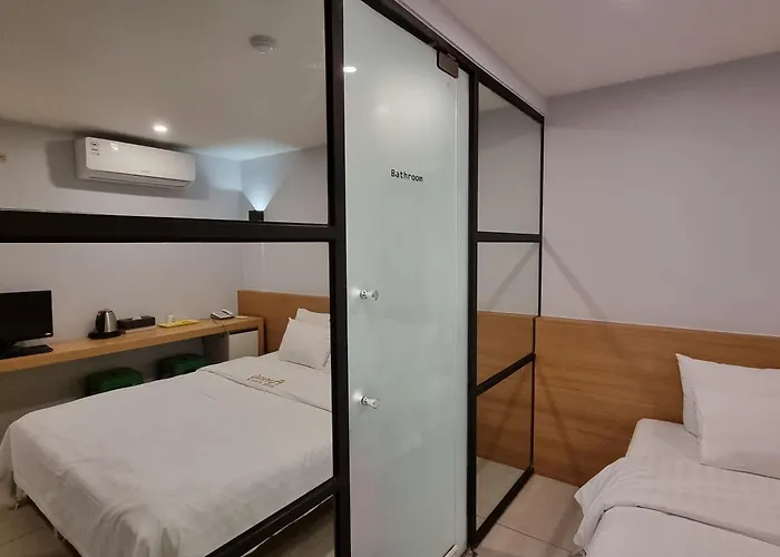 Jamsil Funny Hotel *